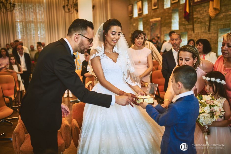 Photographe Mariage | Un mariage oriental au château de Bourgogne : Une célébration majestueuse pour Dhabia et Monir