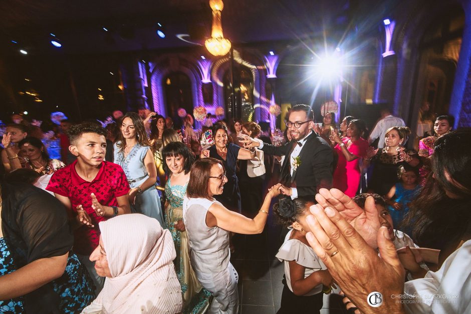 Photographe Mariage | Un mariage oriental au château de Bourgogne : Une célébration majestueuse pour Dhabia et Monir