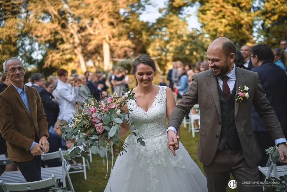 sortie cérémonie laïque mariage