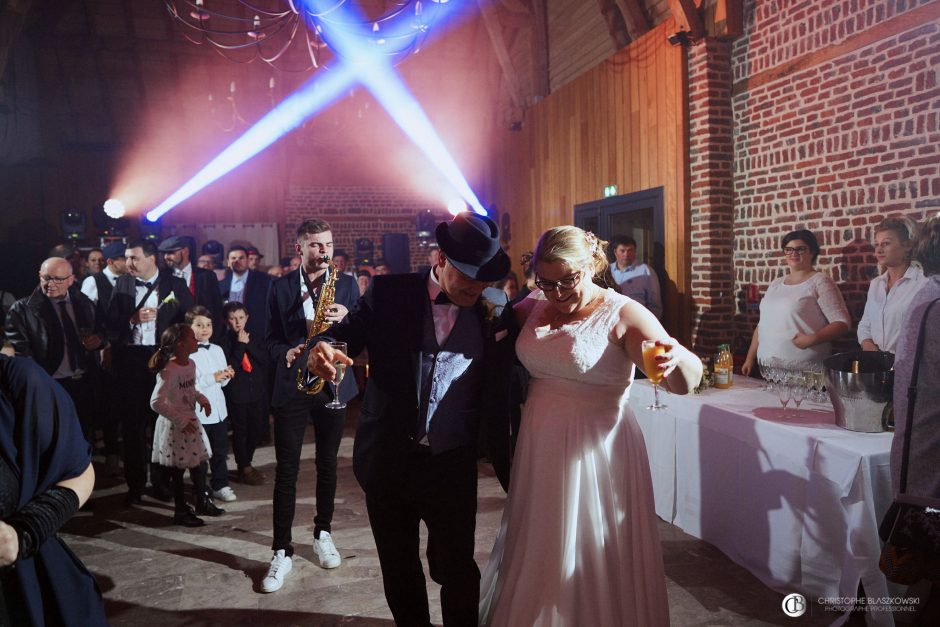 Photographe Mariage | Un Mariage Éblouissant à la Traxène : Julie et Gwenaël, un Voyage dans les Années Folles