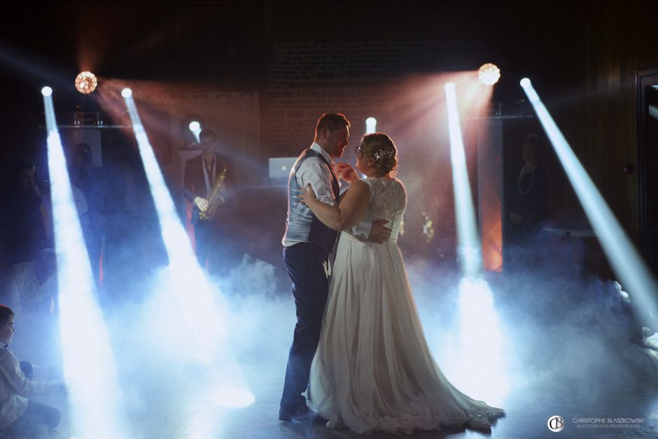 Photographe Mariage | Un Mariage Éblouissant à la Traxène : Julie et Gwenaël, un Voyage dans les Années Folles