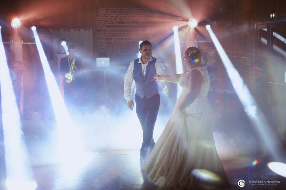 Photographe Mariage | Un Mariage Éblouissant à la Traxène : Julie et Gwenaël, un Voyage dans les Années Folles