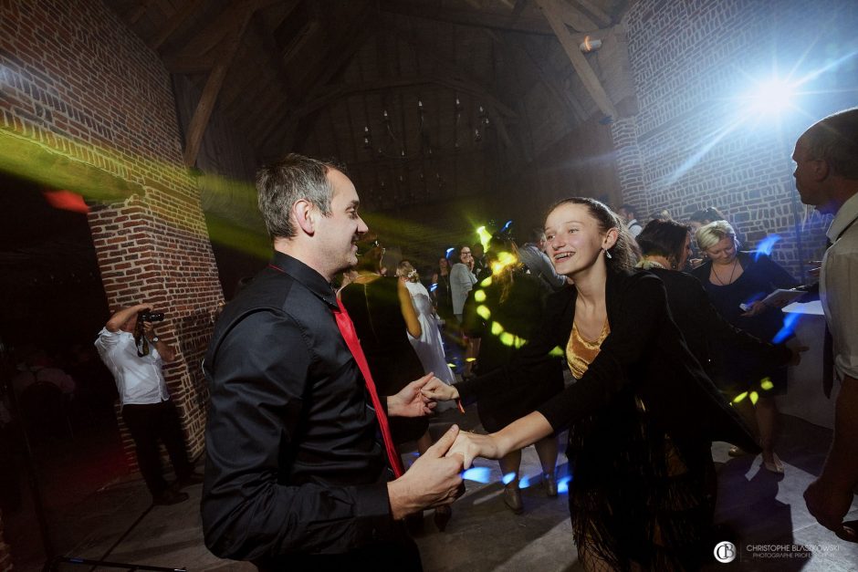 Photographe Mariage | Un Mariage Éblouissant à la Traxène : Julie et Gwenaël, un Voyage dans les Années Folles