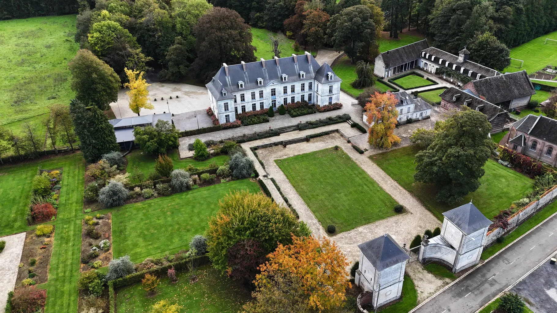 Vue aérienne du parc arboré de Couturelle